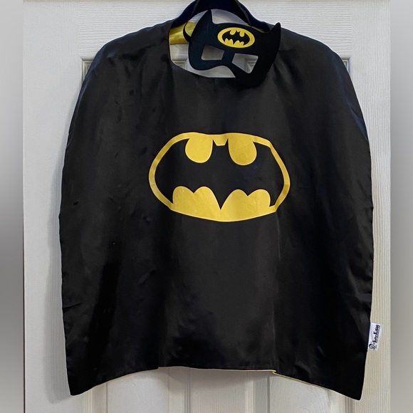 Lot Of 3 Super Hero Capes & 1 Mask- Iron Man, Batman w/Mask & Superman, 27"x 21” - Picture 4 of 12